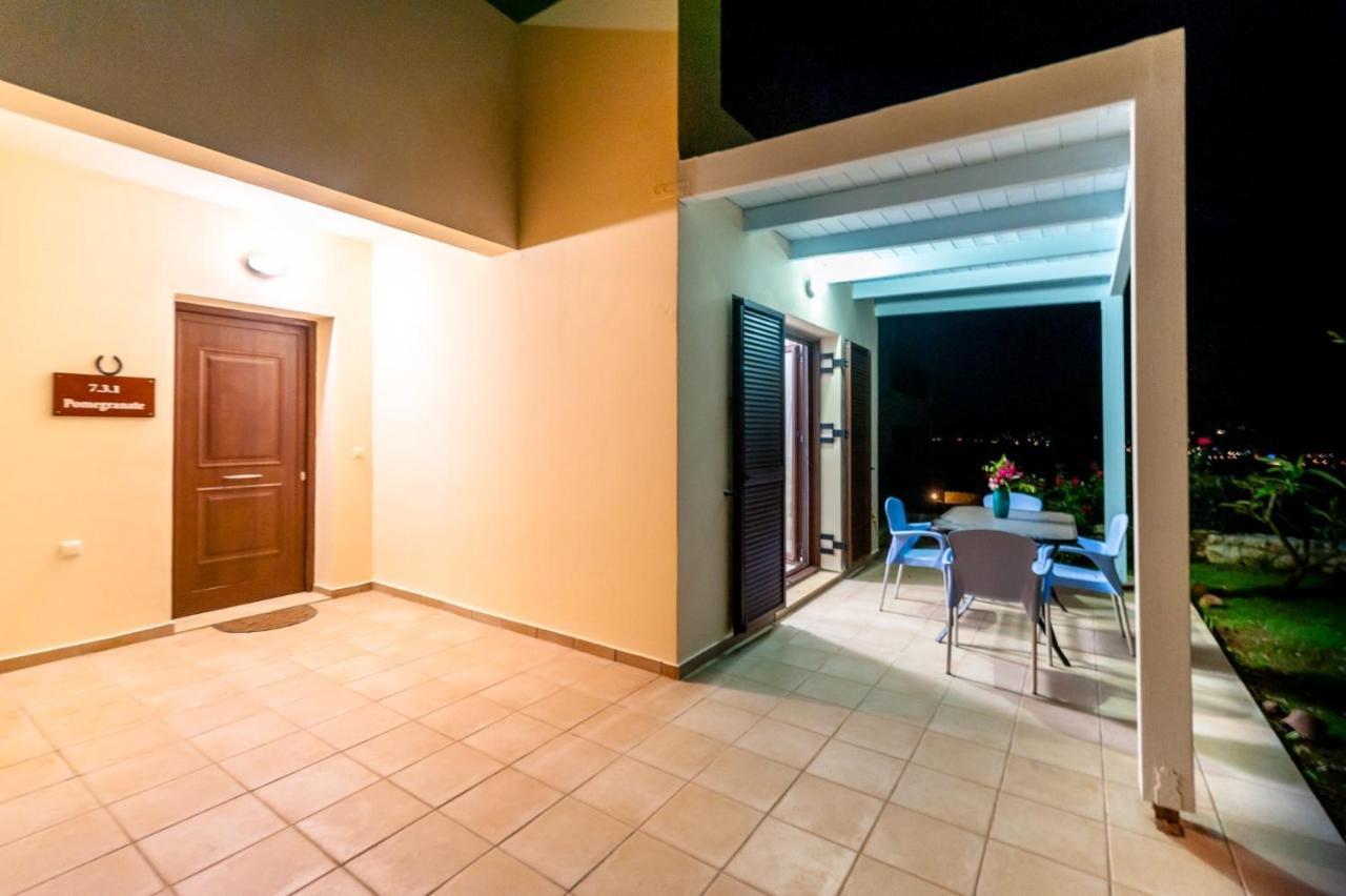 Villa Pomegrante Exopoli Ngoại thất bức ảnh